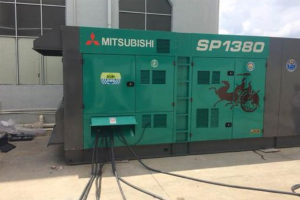 长城区为什么有些柴油发电机组的输出电压可以调节?