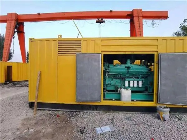 长城区冬季低温环境下，500KW发电机组应该选择什么类型的启动电瓶？